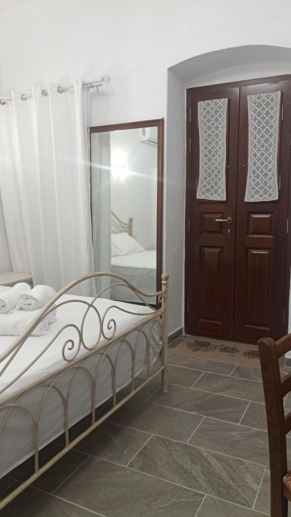 Ξενοιασιά Villa Kýthnos Eksteriør bilde